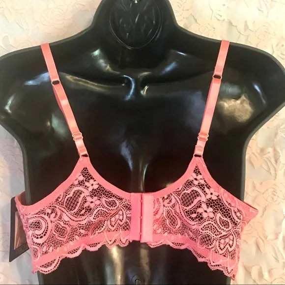 NWT Lace Bra And Panties Set- 34B - Picture 9 of 11